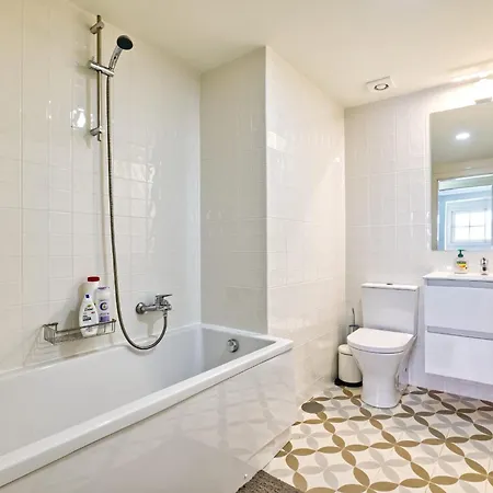 Apartment Cetral And Beautiful Flat In Bairro Alto *